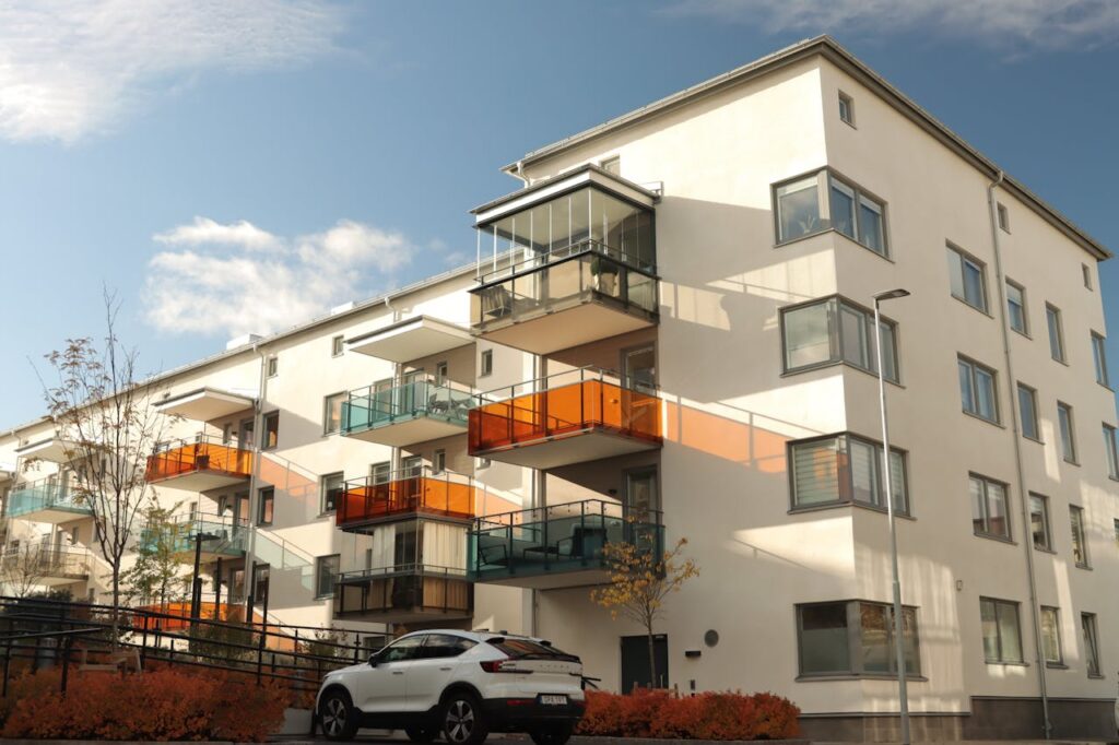 pexels-efrem-efre-2786187-18816141 apartment complex