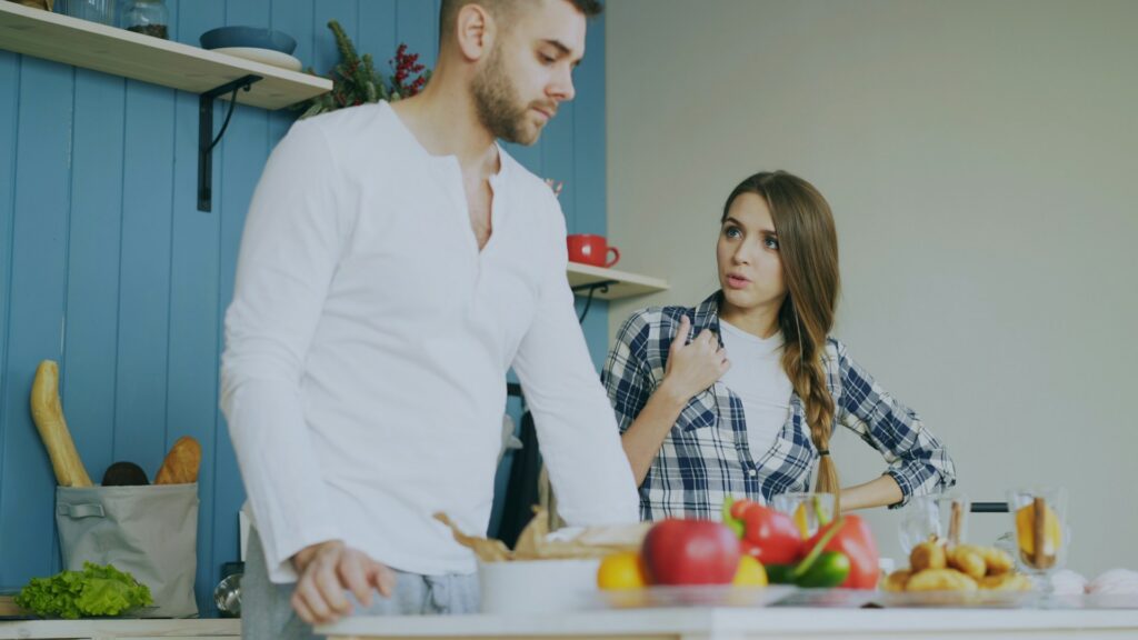 vitaly-gariev-SUNfC47vys8-unsplash couple arguing in a kitchen