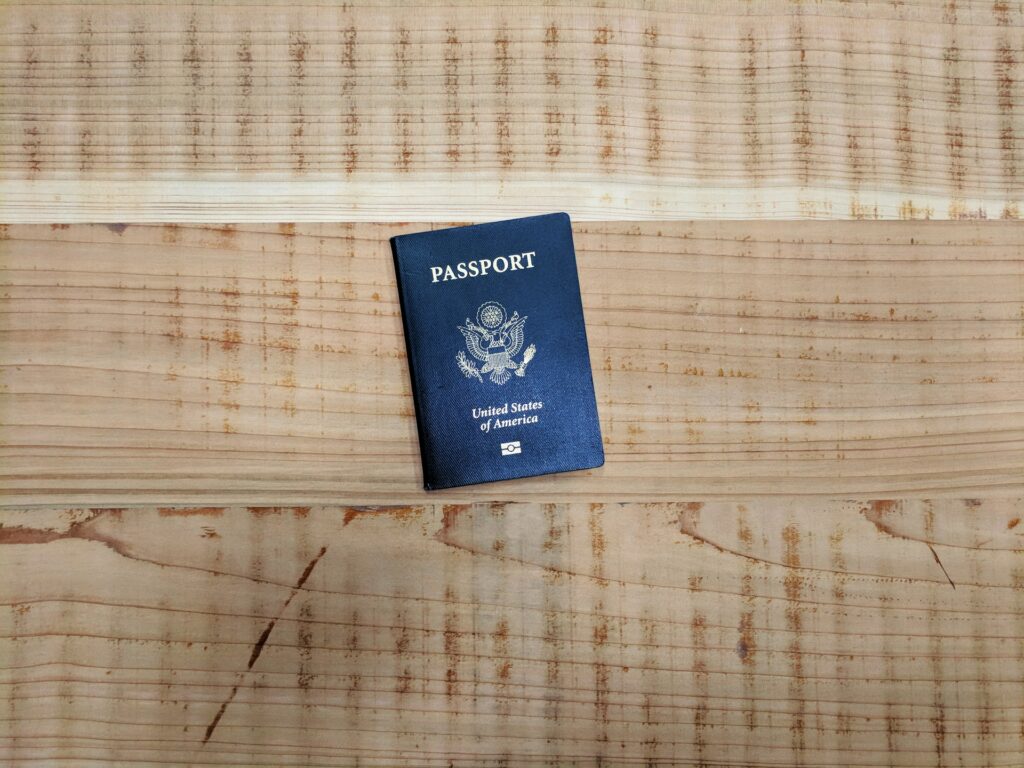 jeremy-dorrough-wdtF-f4qBdU-unsplash US passport
