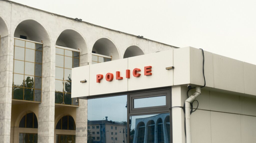 abai-k-V9jb3ucK7HE-unsplash police station