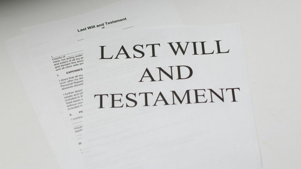 melinda-gimpel-wkfZyteTMOA-unsplash Last will and testament