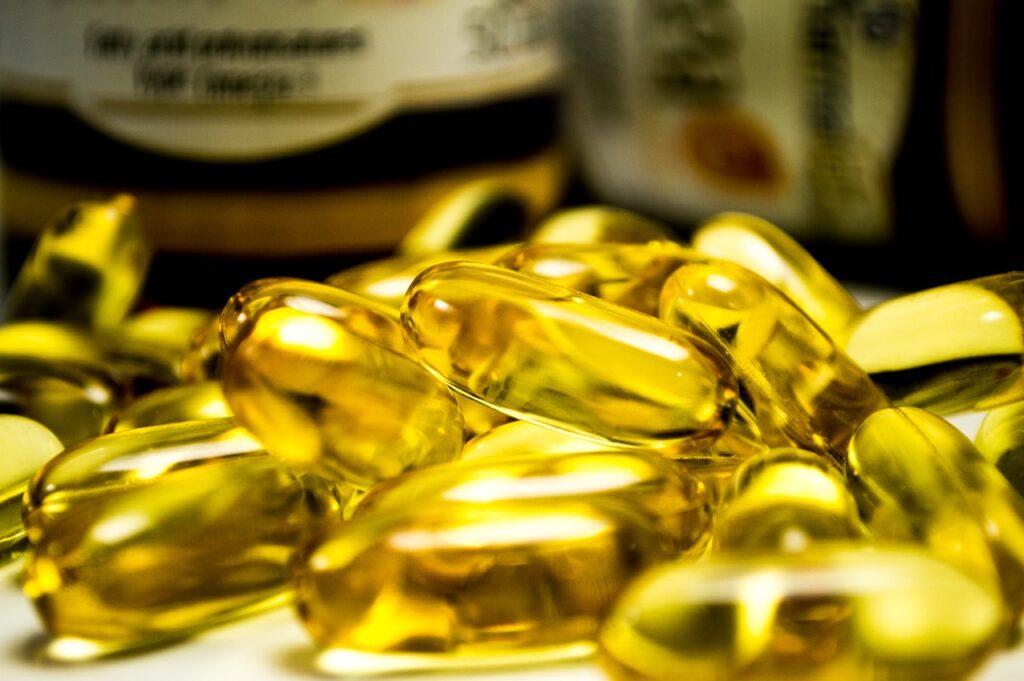 gel-capsules-206150_1280 yellow gel capsules