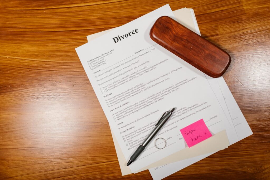 divorce paper and pen