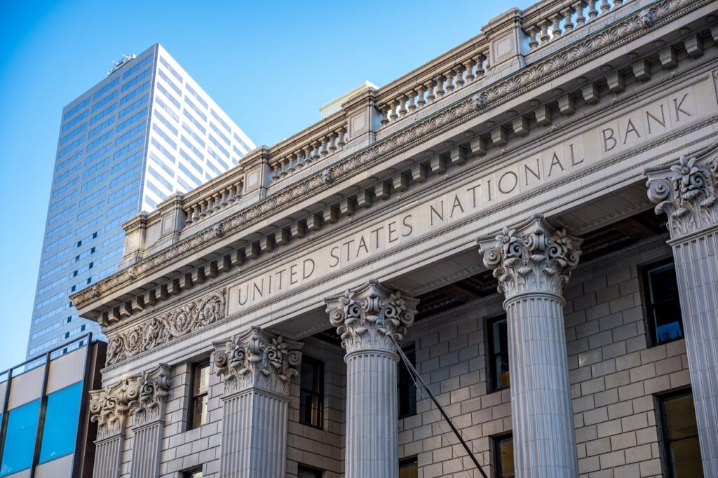 pexels-brett-sayles-7447655 Bank facade