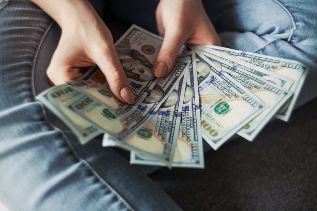 a fan of dollars
