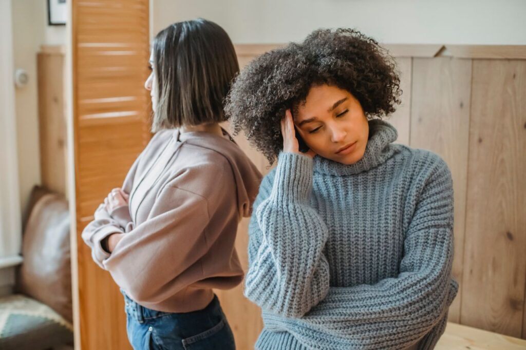 two women arguing