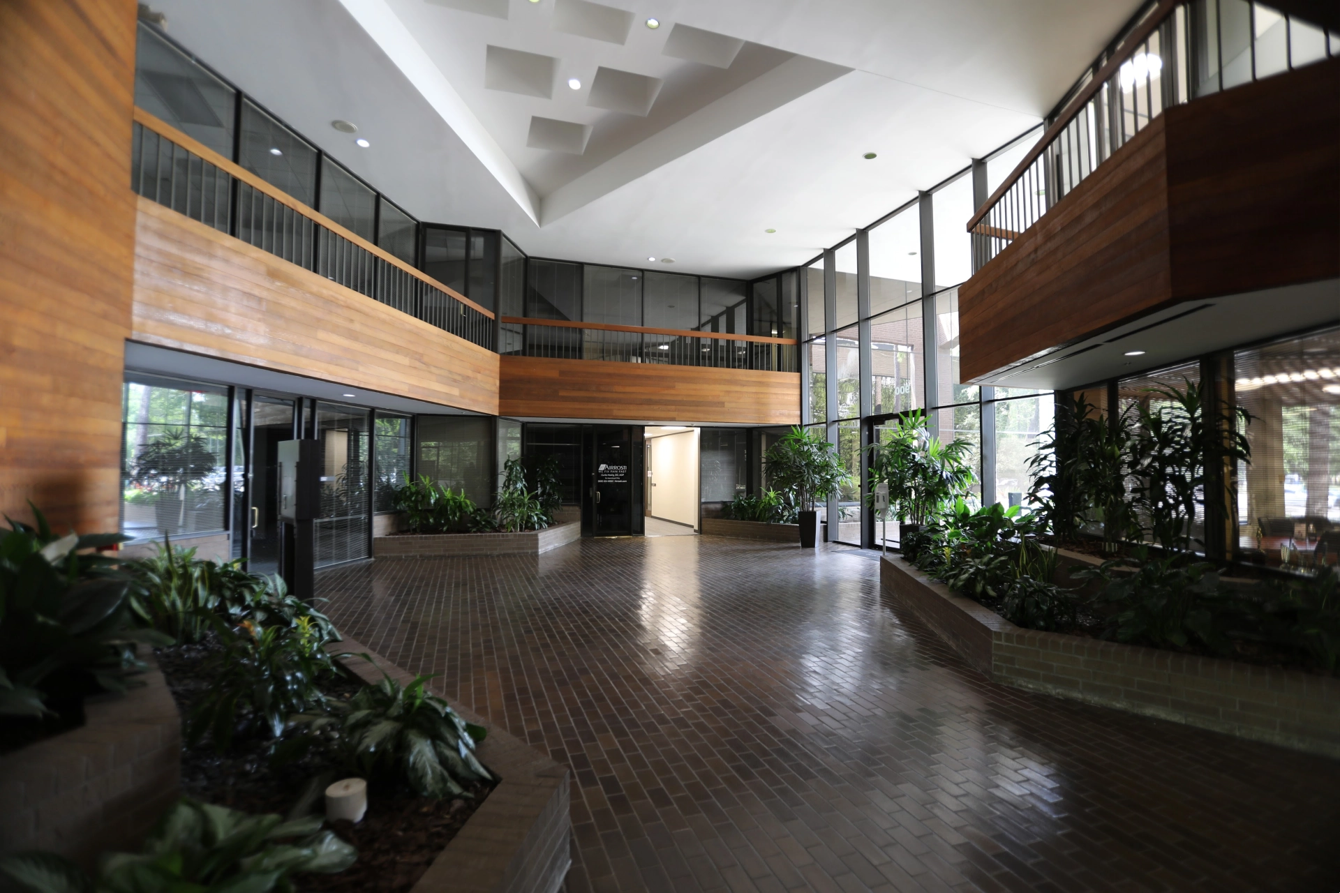 Kingwood office location interior with open lobby and modern design