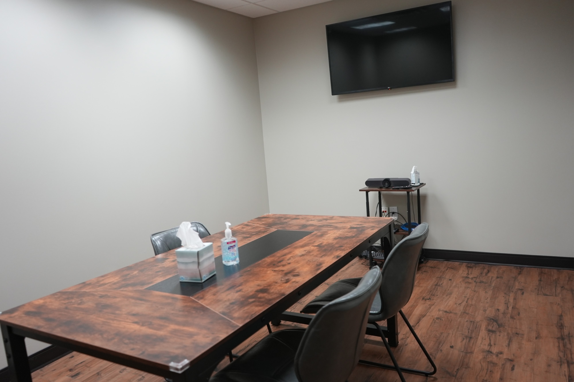 Conference room at Austin office with table and seating for consultations