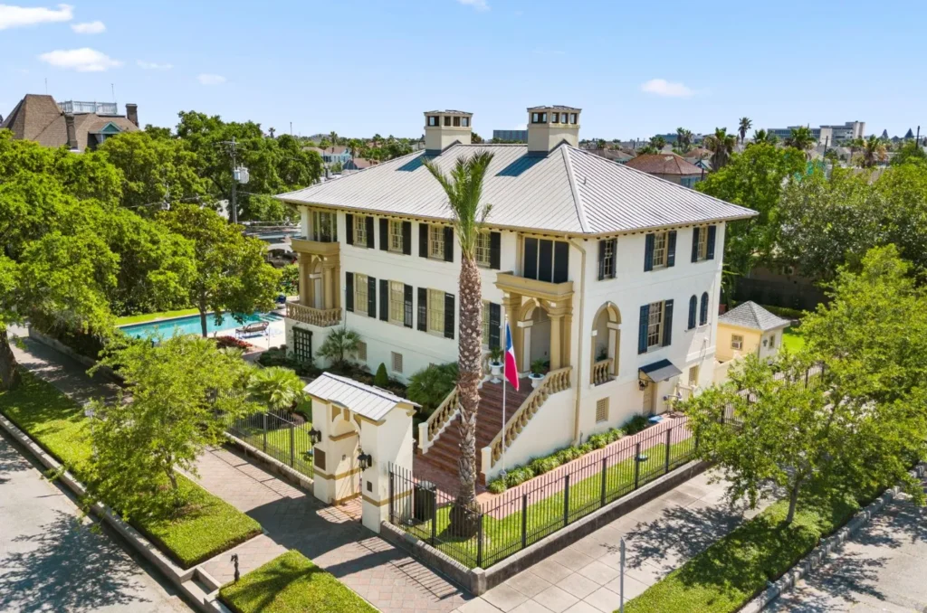 Aerial exterior view of the Galveston Office on Market Street, surrounded by trees in Galveston, Texas.